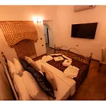 Kervansaray Antique Otel Çeşme