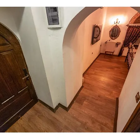 Kervansaray Antique Otel Çeşme