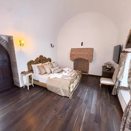Kervansaray Antique Отель Кешме