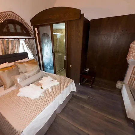 Kervansaray Antique Отель Кешме