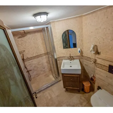 Kervansaray Antique Hotell Çeşme